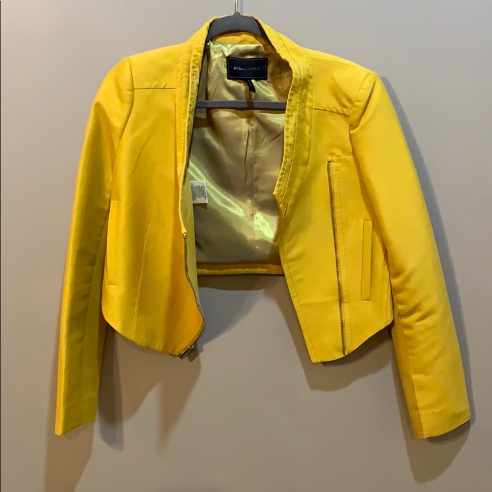 BCBG Max Azria Yellow Blazer ☀️ 🌞🌼💛